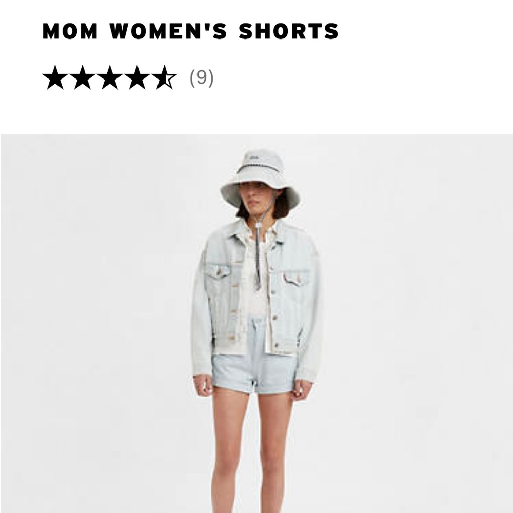 🚨OPEN TO OFFERS 🚨 NWT Levi light wash mom short. size 25.